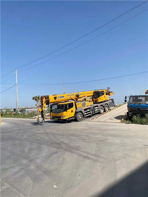 康巴什区吊车作业时，可能会产生哪些额外收费项目？